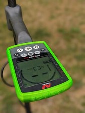 Minelab Equinox 800/600 Neon Green Rubber Protective Control Cover. 