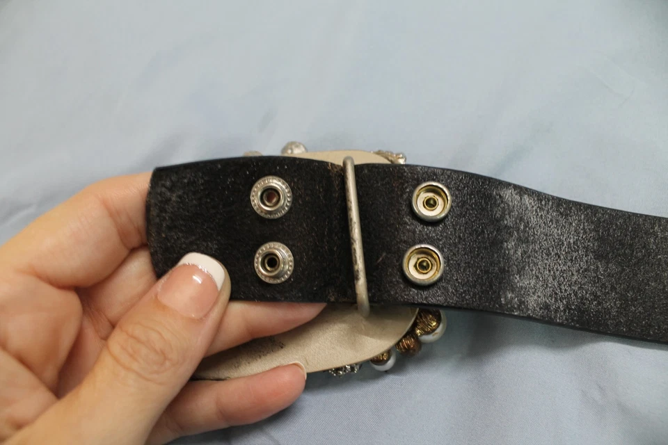 Cinturón Cintura CABI Firmado por Artista CUERO GENUINO De Colección Negro PERLAS PEDRERÍA/PERLAS M Foto 4 de 4