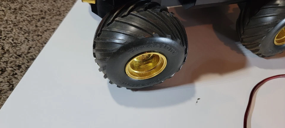 Steeracon Ford Off-Roader 4x4 Truck Radio Controlled RC w/ Remote - Image 2 of 4