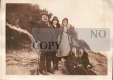 FOTO DEGLI ANNI '30 - GRUPPO DI FAMIGLIA IN ABITI ELEGANTI  