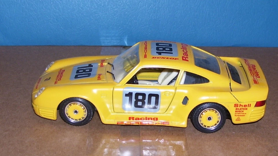 Porsche 959 Burago 1/24 Hecho en Italia #180 Foto 2 de 4