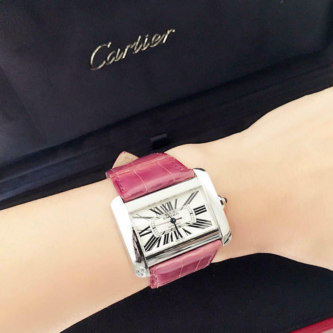 cartier tank divan
