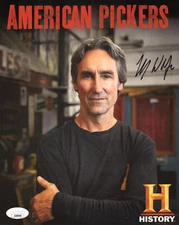 MIKE WOLFE HAND SIGNED 8x10 COLOR PHOTO        STAR OF AMERICAN PICKERS      JSA
