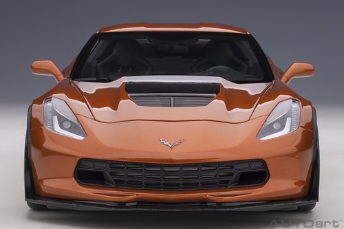 2016 CHEVROLET CORVETTE C7 Z06 COUPE DAYTONA SUNSET ORANGE 1:18 AUTOart 71259 - Picture 8 of 17