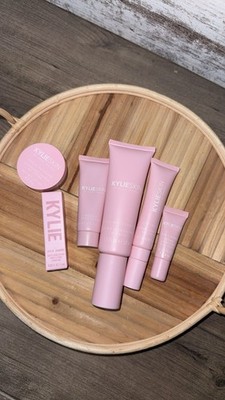 Kylie Skin And Cosmetics Skincare Routine Bundle Set With Matte Lipstick