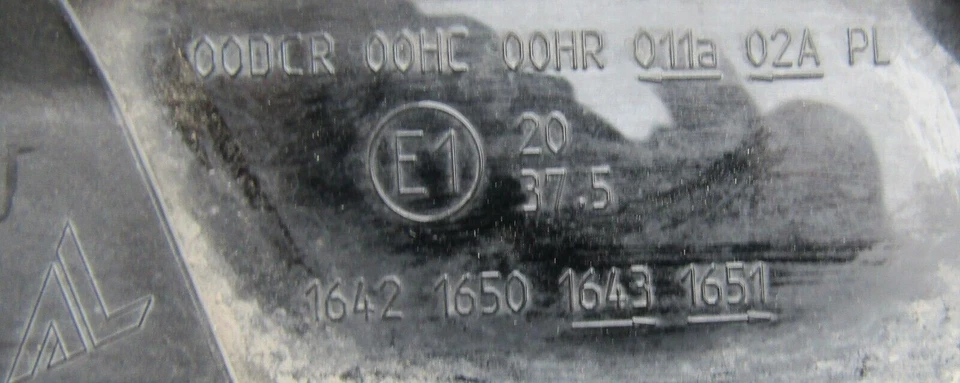 BMW X 3 E83 X 3 E83 Modelo 2004 10 faros lado derecho lente de plástico usado - Imagen 3 de 4