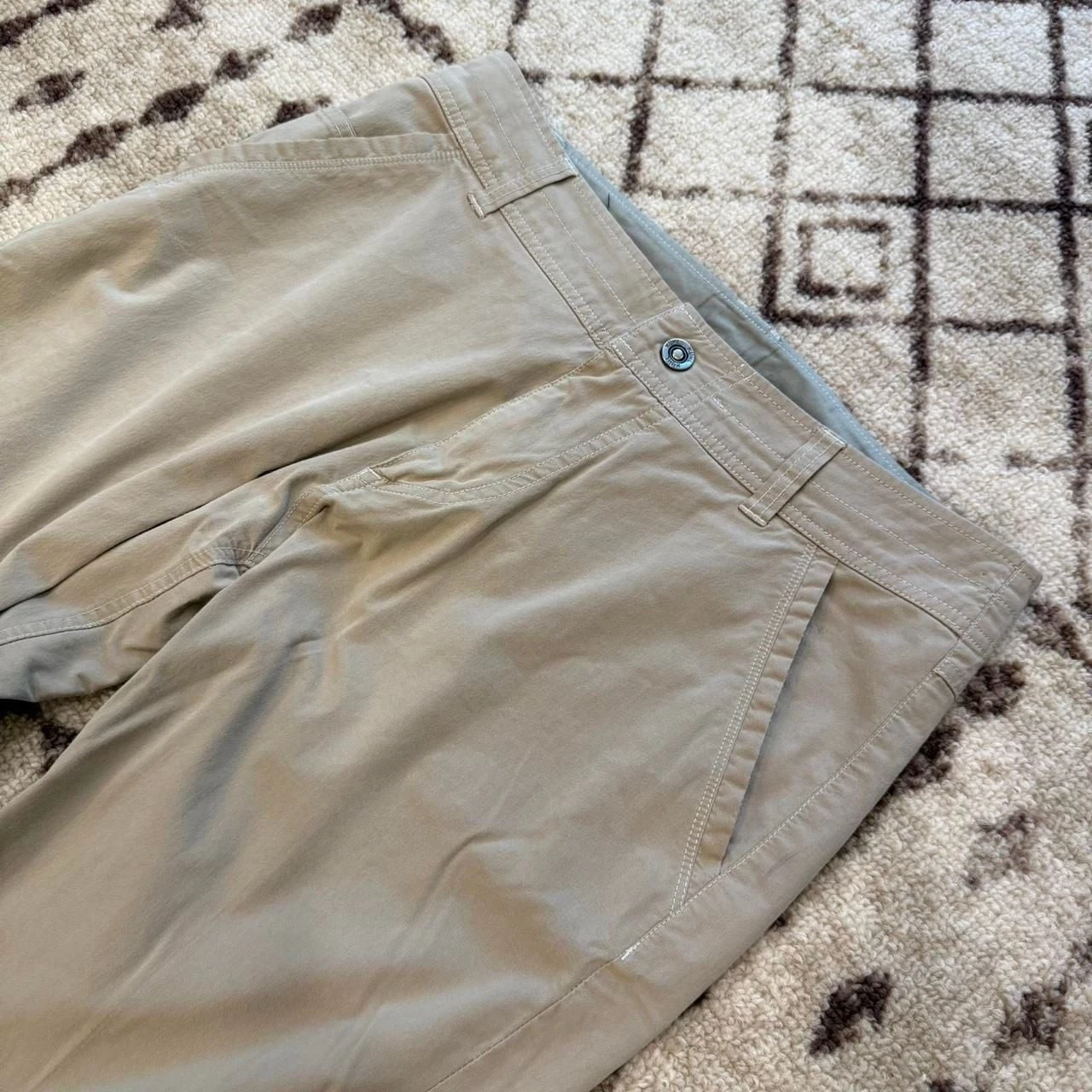 KÜHL Silencr Men's Softshell Hiking Pants Khaki — Size 32x32