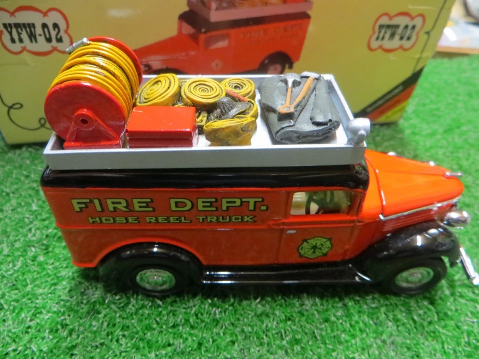 MATCHBOX MODELOS DE ANTAÑO CÓDIGO 1 1937 GMC VAN FIRE DEPT YFW-02 1:43 SIN USAR, EN CAJA Foto 4 de 4