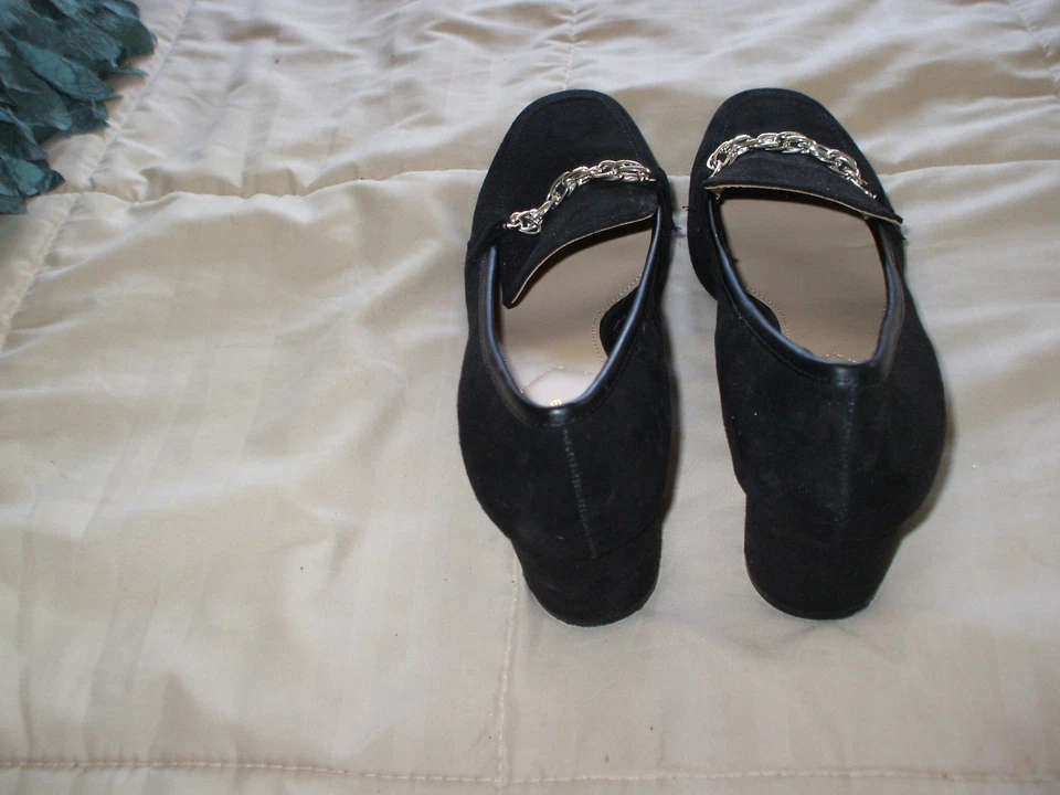 Liz Claiborne New Women's Manhattan Black Suede Pumps Block Heel - Image 4 of 4