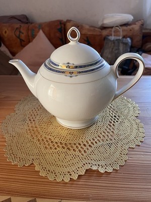 Kaffee-/Teekanne, Kobalt mit Verzierung, Eschenbach Porzellan, gebr.