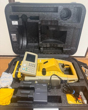 Topcon GPT-7505 Reflectorless Pulse Total Station Apparecchiatura di rilevame...