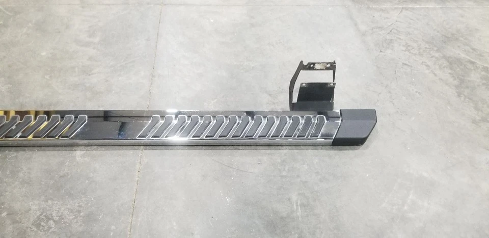 21 FORD F250 SUPER DUTY XLT RUNNING BOARD PASSENGER CHROME CREW CAB EXTENDED Foto 3 de 4