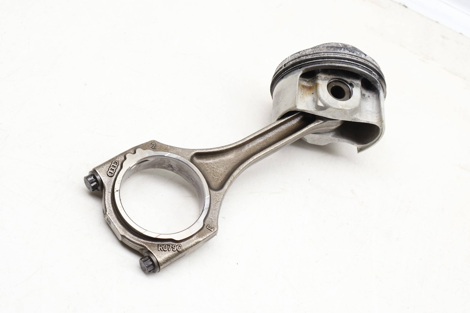 2009-2012 2014-2018 2020-2023 AUDI R8 - Right Piston W/ Connecting ROD
