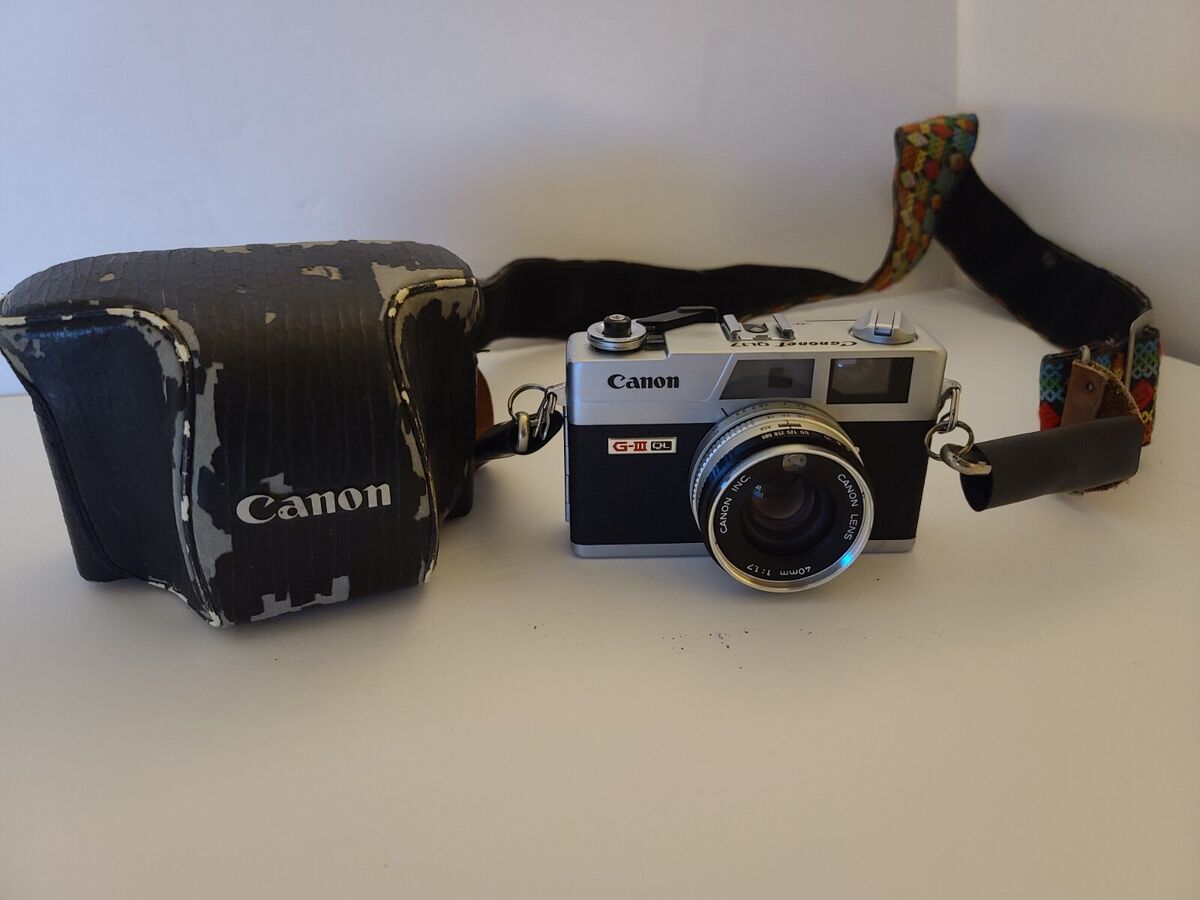 Vintage Canon Canonet QL17 GIII Film Camera With Case and Vintage Canon Canonet QL17 GIII Film Camera With Case and