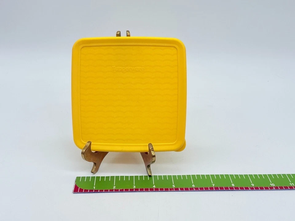 Yellow Tupperware 5.5" Replacement Lid 3993 FOR Fridge Smart 4-1/3c 1.0L 3994 - Image 3 of 4