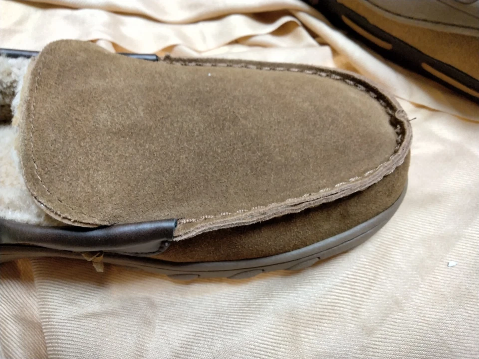 Chinelos Mocassim Rockport Masculino Espuma de Memória Camurça Marrom Tamanho 12 EUA - Imagem 4 de 4