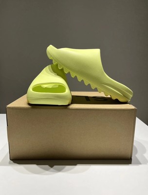 Adidas Yeezy Slide, Glow Green - Size 11 Amazon.com | adidas Mens Yeezy Slide GX6138 Glow - Size 11  main image 4