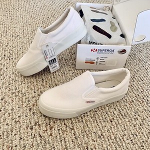 slip on superga