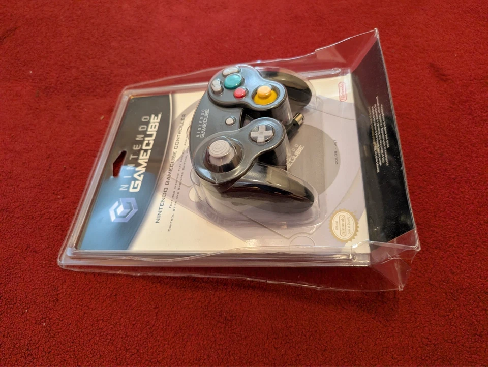Nintendo Gamecube Controller Black - Official OEM - Blister Pack Sealed - Image 4 of 4