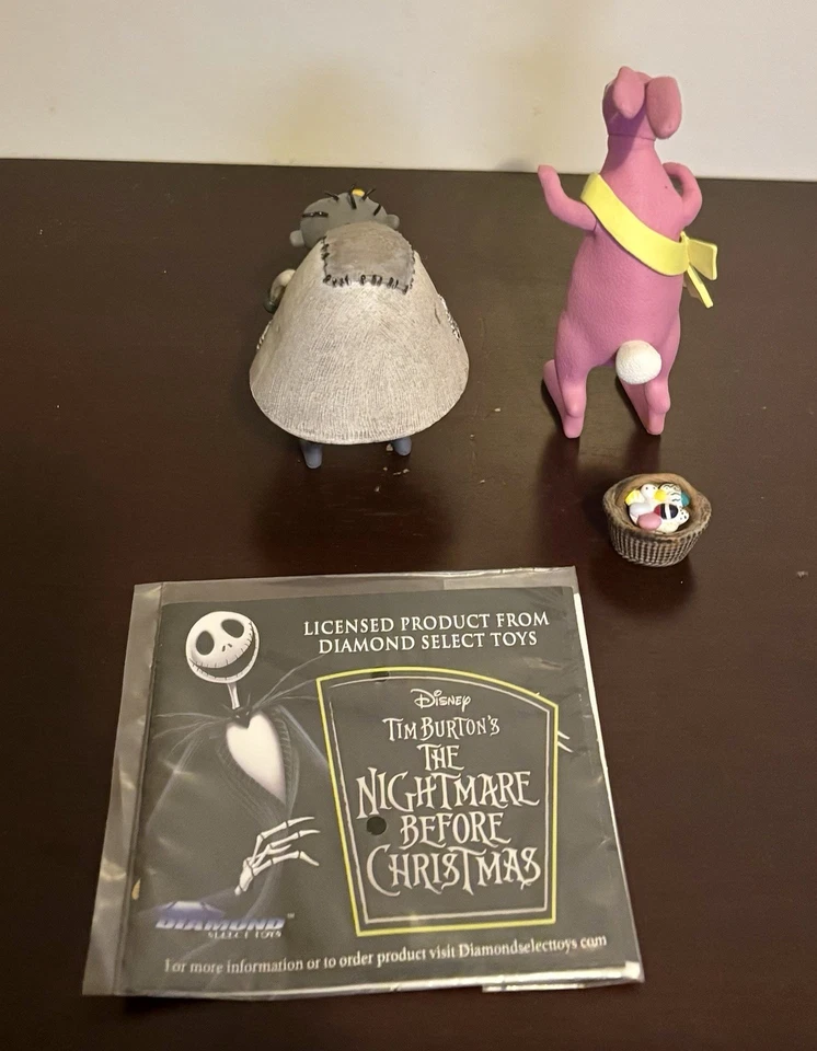 Фигурки Игоря и пасхального кролика Diamond Select Nightmare Before Christmas — отдельно - Изображение 2 из 2