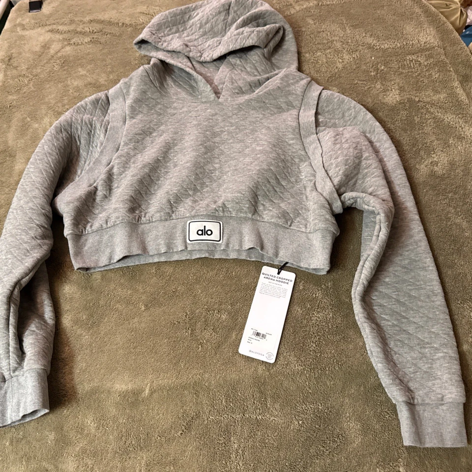 Alo Yoga Quilted Cropped Arena Hoodie Athletic Heather Grey S - Image 2 of 4