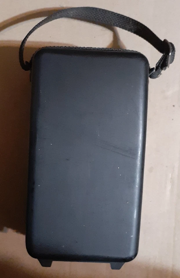 Vintage Black Kodak M4  Instamatic Hard Camera Case With Strap - Image 2 of 3