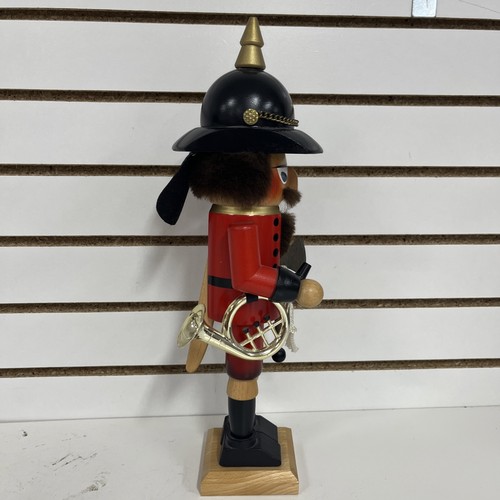 Original STEINBACH Volkskunst The Fireman Nutcracker Firefighter Soldier Horn Ax - Picture 2 of 10
