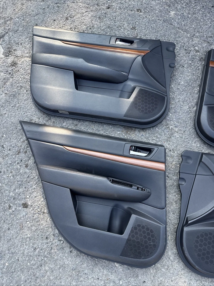 Juego de panel de puerta interior delantero trasero Subaru Outback 2010-2014 OEM Foto 2 de 4