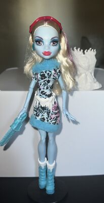 monster high abbey bominable art class-complete-