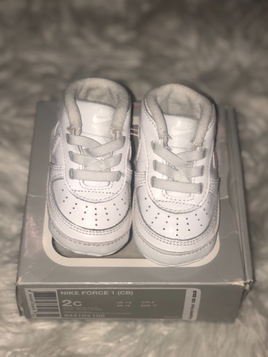 NIKE BABY FORCE White Soft Crib Shoes Size C 3-6 months