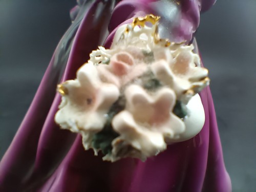 Florence Ceramics Mint "Claudia" Southern Belle c.1950’s RARE Purple w Shawl - Picture 13 of 13