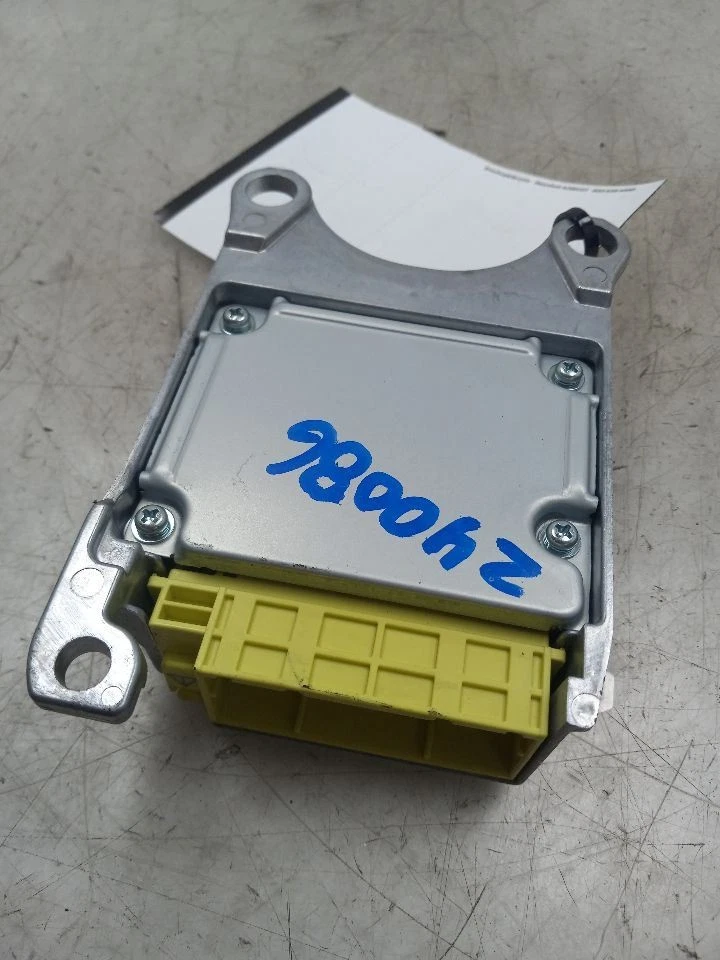 2013 TOYOTA PRIUS PLUG-IN 1.8L FWD AT AIRBAG ELECTRONIC CONTROL MODULE ECM  - Image 4 of 4