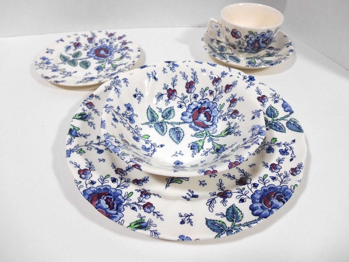 食器 Johnson Bros Rose Chintz blue Johnson Brothers Rose Chintz Blue 5 Piece Dinner Set