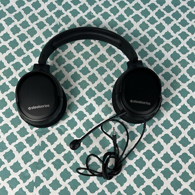 SteelSeries Arctis 1 Wired Gaming Headset   Detachable Clearcast Microphone