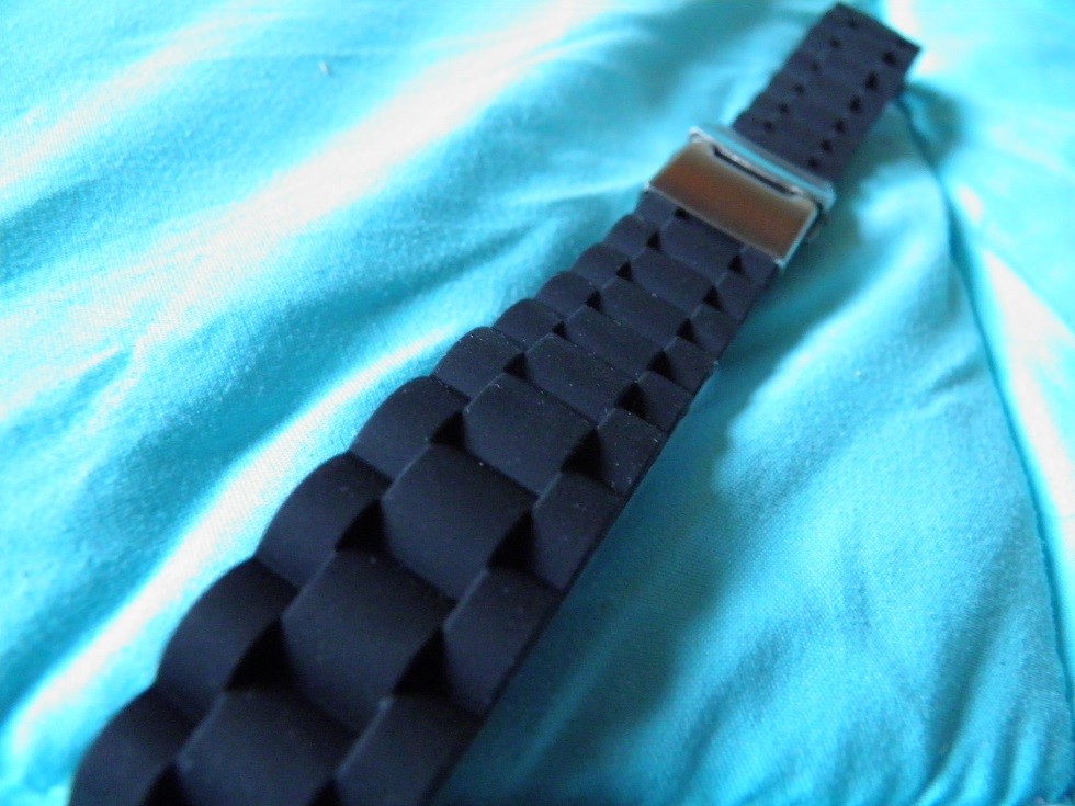 Bracelet montre 24mm silicone étanche pour le sport et vos sorties quotidiennes