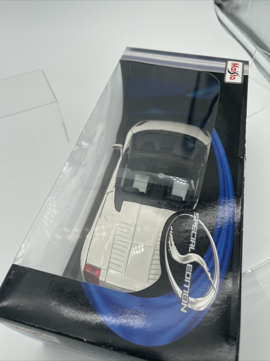 ミニカー Maisto Gallardo Spyder Special Edition s-l400.jpg