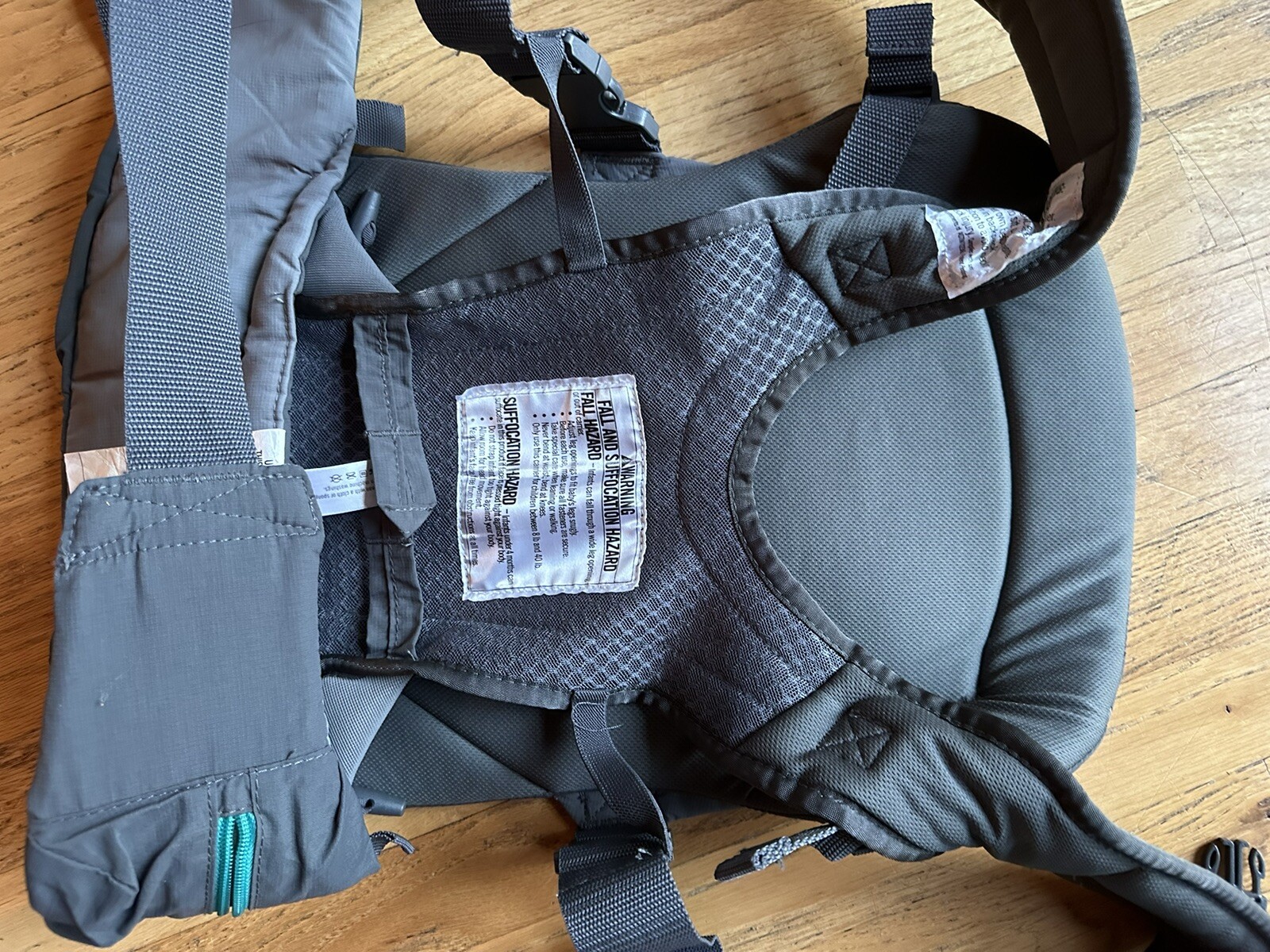 Infantino Carry On Multi-Pocket Carrier Toddler