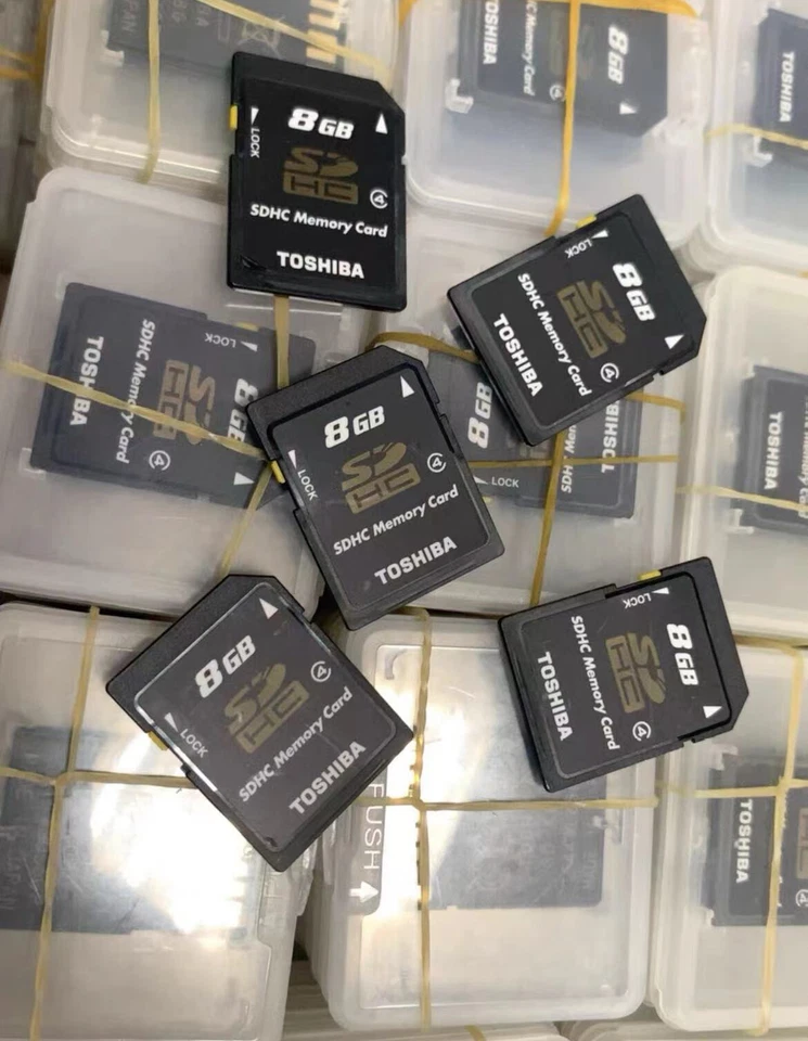 Toshiba 8GB 8G SD Secure digital Memory Card SDHC Standard Cass4 for camera GPS - Image 2 of 2