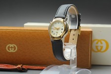 Near MINT Vintage Gucci MONDIALE 8200JR Ivory Dial Unisex Quartz Watch JAPAN