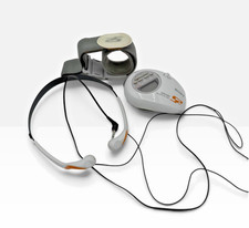 Sony Mega Bass SRF-M85V Walkman with MDR-W14 Headphones and Arm Band works 