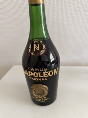 Camus  Napoleon Cognac  la Grande MARQUE .  Mehr als 60 Jahre alt.