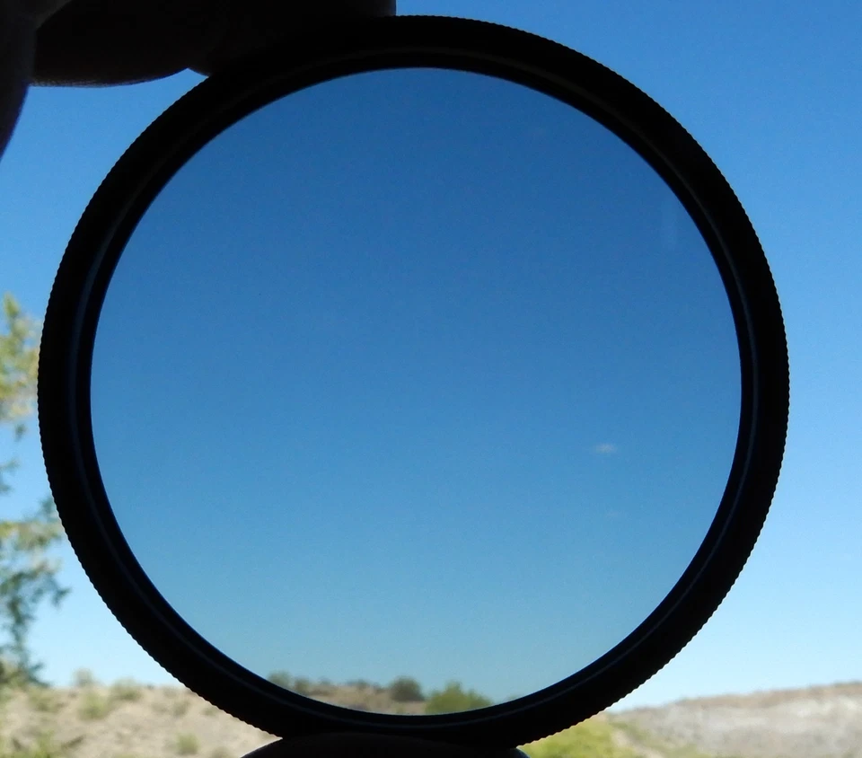 Sunpak Japan 72mm Circular Polarizing Filter in case MINT - UNUSED - Image 2 of 4