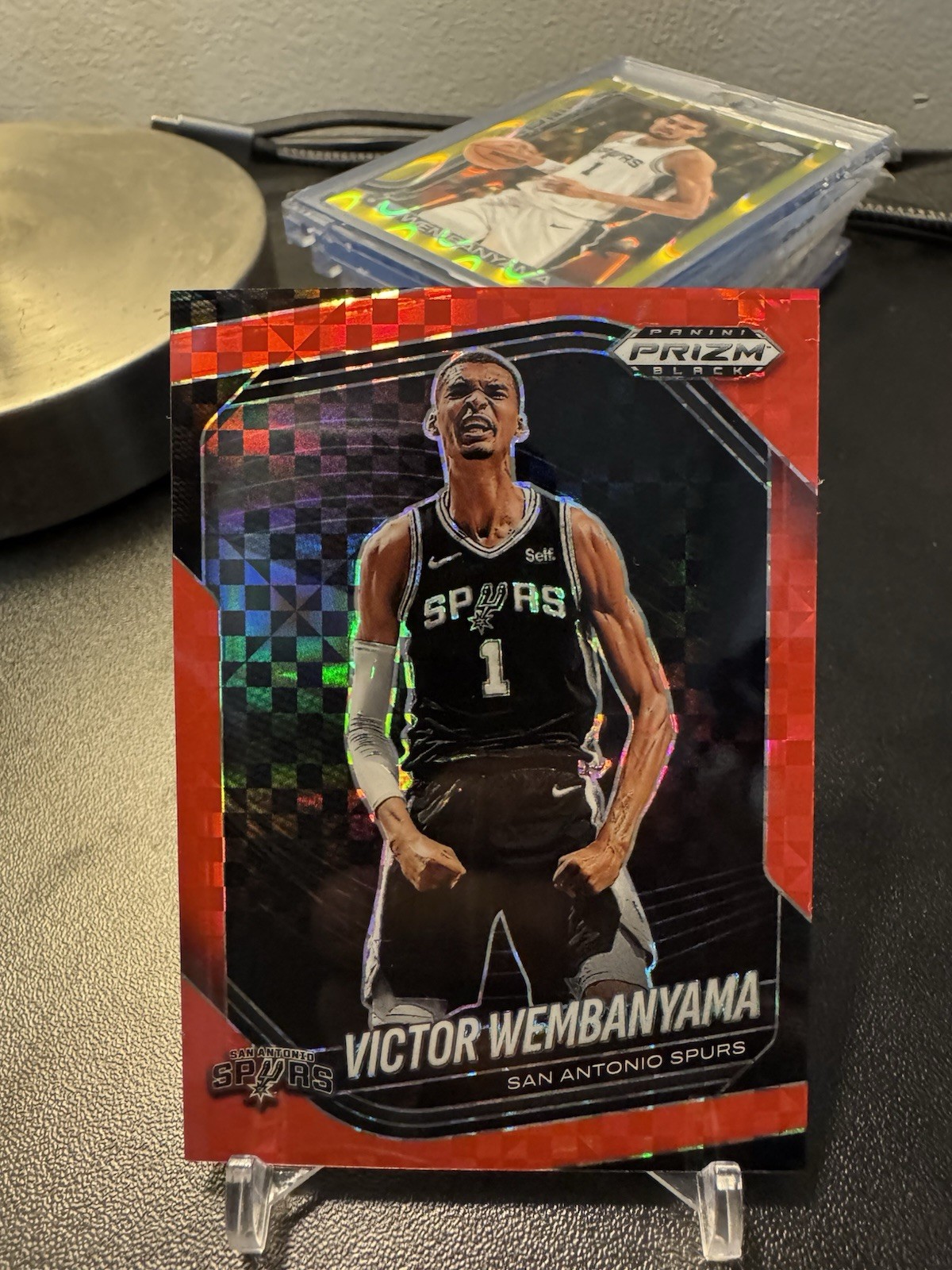 2024-25 Panini Prizm Black Victor Wembanyama # 1 Red Power /75 Spurs