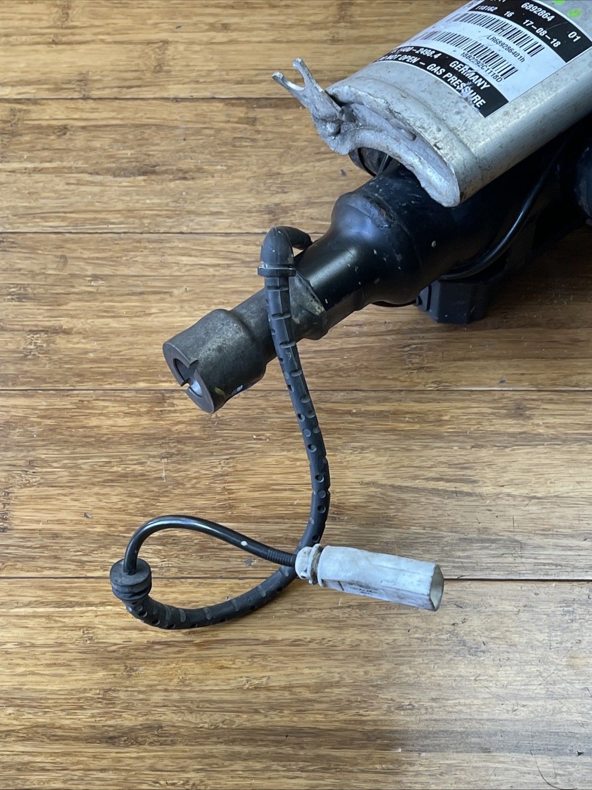 Rolls-Royce Dawn 2017-2023 FRONT+RIGHT Air suspension strut