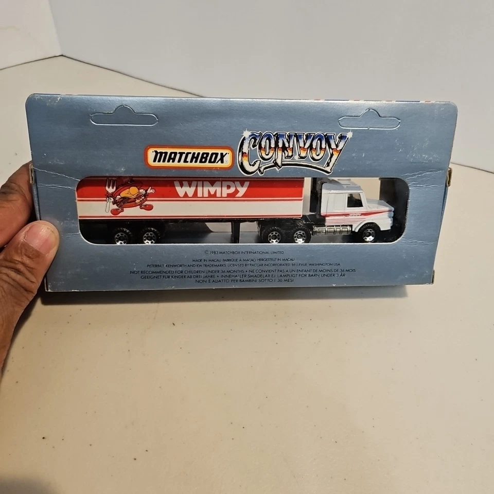 1983 Matchbox Convoy - WIMPY BURGERS SCANIA BOX TRUCK  - # CY16  - Image 4 of 4