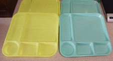 Set of 4 Divided Kids Food Trays Mint Green Yellow Plastic Plates