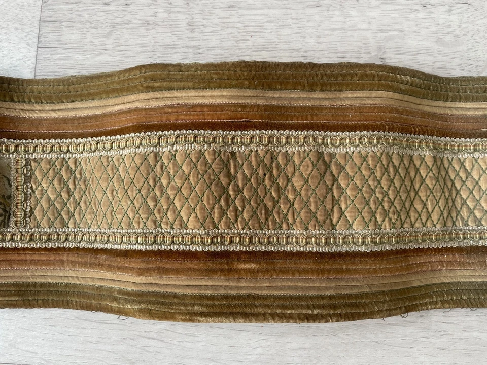 ancienne tapisserie/ entourage/5 parties brodées sur soie: 275cmX16cm ( G 79) - Photo 3/4