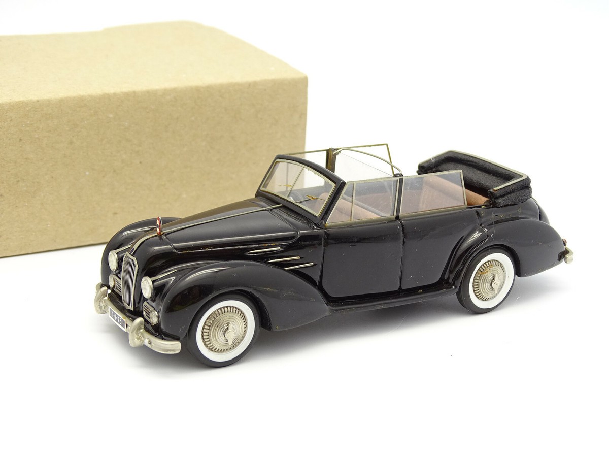 Talbot Lago Record 1938 - Modèle Collection En Résine 1:43 - Occasion