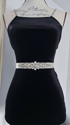 Diamanté Braut/Brautjungfer/Blumenmädchen Gürtel in Perle