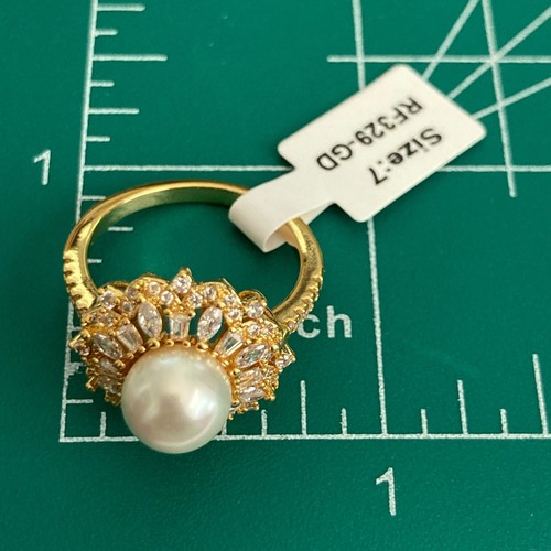 Art Deco Cubic Zirconia Pearl Cocktail Ring 14 kt Yellow Gold Plated Size 9 Faux - Picture 13 of 16